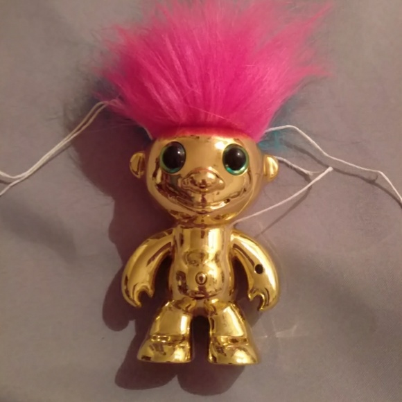 Gold Chrome dancing troll - Picture 2 of 4